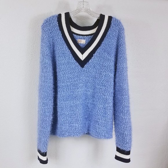 SO Sweaters - So Women's Baby Blue Fuzzy V Neck Long Sleeve Top Shirt Blouse Sweater